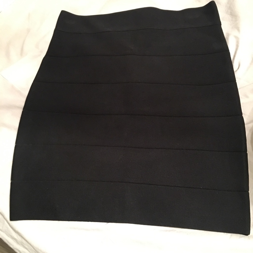 Bebe bandage skirt